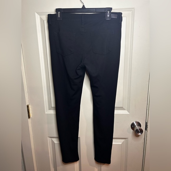 STS Blue jeans - Picture 3 of 3